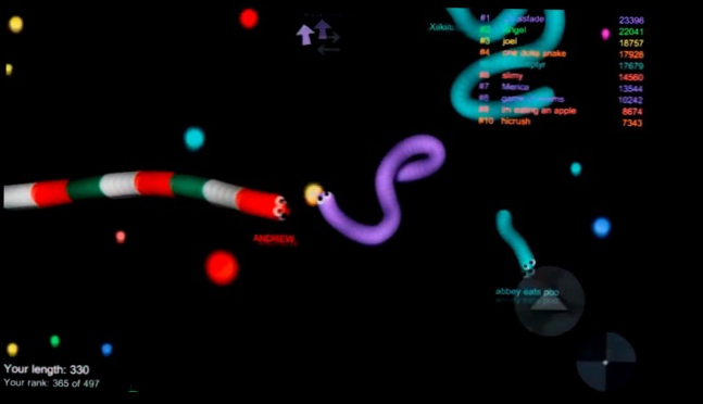 Играю в slither.io 