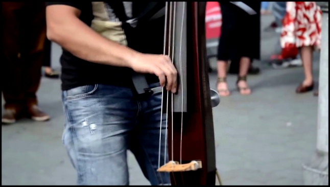 Hey, Soul Sister - Train НА СКРИПКЕ ► Street Performers Play Violin Cover 