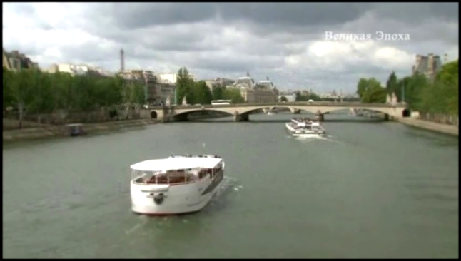 Селфи вместо «замков любви» — власти Парижа спасают мосты от туристической традиции 