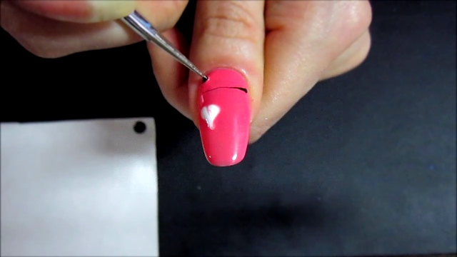 Дизайн ногтей с сердечком 3 