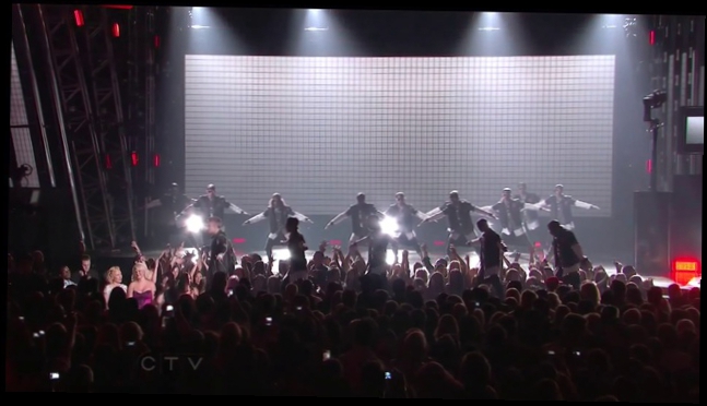 Will.I.am ft. Justin Bieber  That Power  Billboard Music Awards 2013 