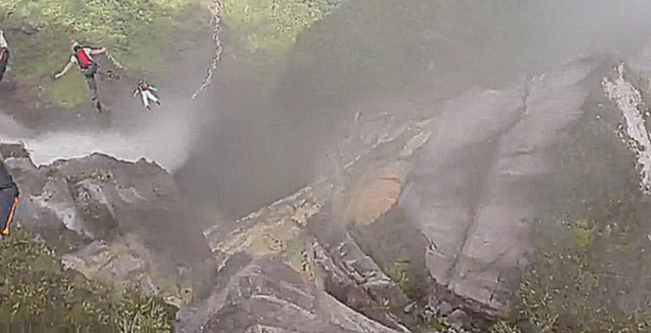 Бейсджампинг с водопада Анхель 