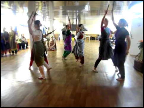 Дандия. Индийский народный танец с палочками 