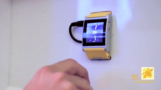  CES 2013: i'm watch, часы на Android  