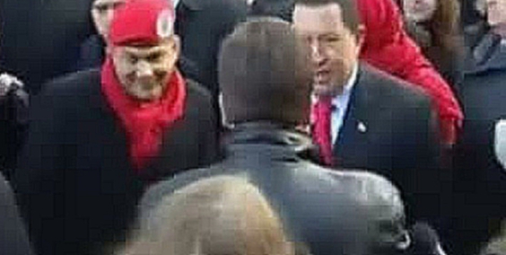 Уго Чавес дарит Москве памятник Симону Боливару 