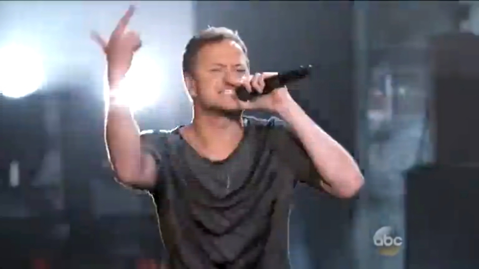 Imagine Dragons - Tiptoe (Billboard Music Awards 2014) HD 18 05 2014 http://vk.com/public53281593 