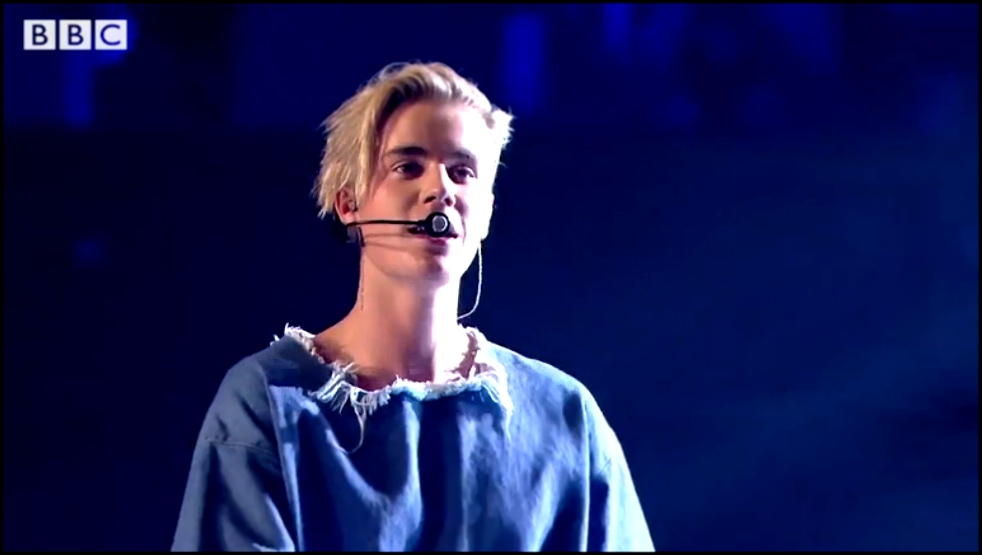 Justin Bieber - What Do You Mean Live at BBC Radio 1\'s Teen Awards 2015 