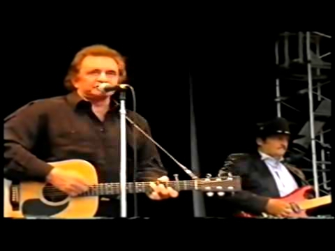Johnny Cash - Ghost Riders In The Sky - Glastonbury 1994 