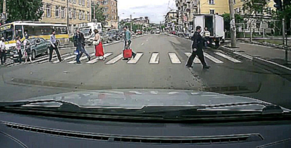 Расплата за неуважение пешехода / www.kengarags.ru 