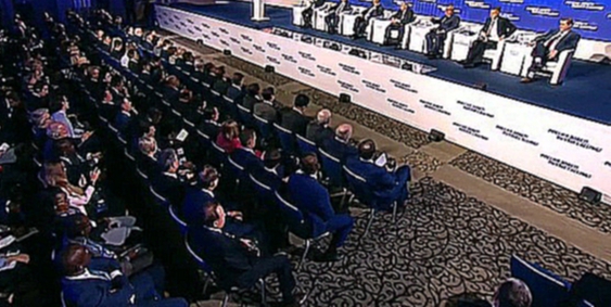 Путин выступил на форуме "Россия зовет!" и ответил на вопросы о внутренней и внешней политике 