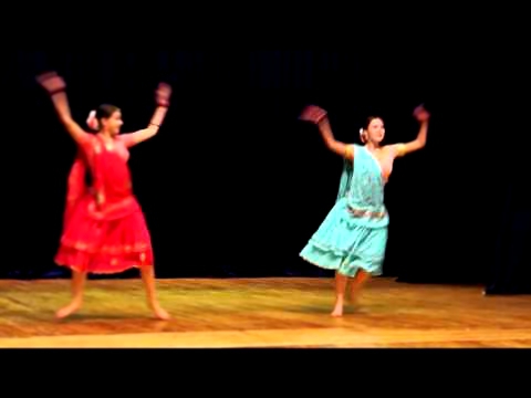 Красивый Индийский Танец под песню Money,Money 
