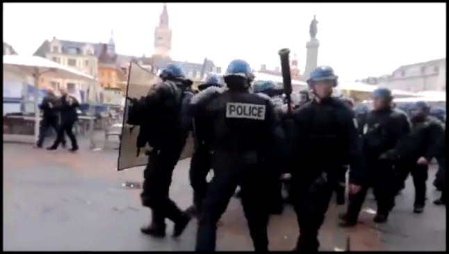23-10-14 Столкновения между полицией и фанами Эвертона 