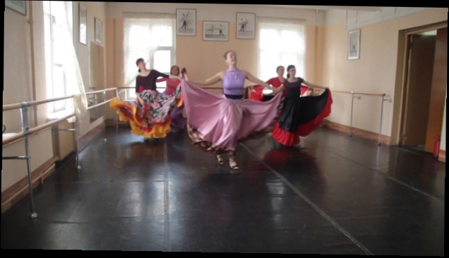 Цыганский танец в Танцквартале на Беговой. 