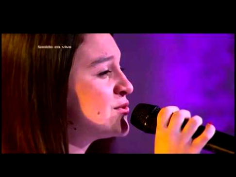 Oriana Olarte - Bart Begeleidt  All Of Me -The Voice Kids  