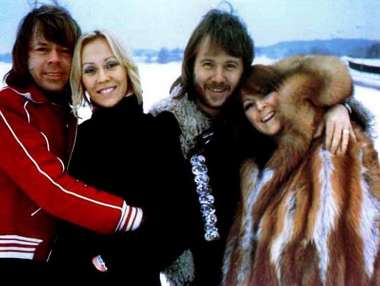 ABBA - Happy New Year (По-моему, лучшая песня про Новый год с шикарным текстом)