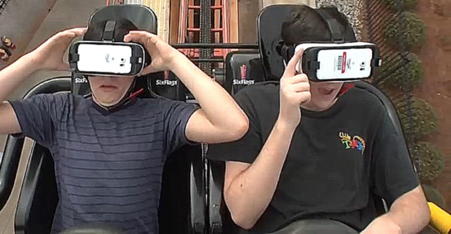  Американские подростки испытали VR-аттракцион 