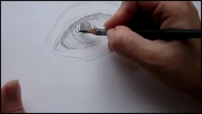 Как карандашом нарисовать живые глаза 