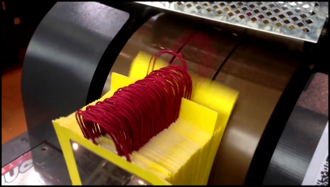 Автоматическая машина для производства бумажных пакетов с ручками 